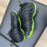 Nike Air Foamposite One Black Volt - No Box & Insoles - Pre-Owned