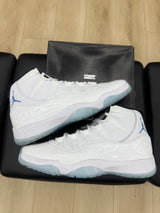 Jordan 11 Retro Legend Blue (2024) pre-owned