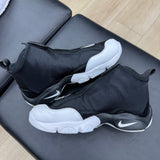 Nike Air Zoom Flight The Glove Black White OG (2026) - Pre-Owned No Box