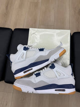 Jordan 4 Retro SB Navy- Pre-Owned
