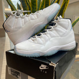 Jordan 11 Retro Legend Blue (2024) - PRE-OWNED