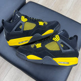 Jordan 4 Retro Thunder (2023) - No Box & Pre-Owned