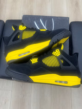 Jordan 4 Retro Thunder (2023)- PREOWNED