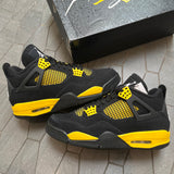 Jordan 4 Retro Thunder (2023) - PRE-OWNED