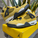 Jordan 4 Retro Lightning (2021) - PRE-OWNED