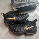 Nike Air Foamposite Pro Black Metallic Gold - PRE-OWNED