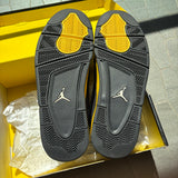 Jordan 4 Retro Thunder (2023) - PRE-OWNED