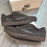 Jordan 1 Retro Low OG SP Travis Scott Velvet Brown - PRE-OWNED