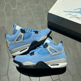 Jordan 4 Retro University Blue - PRE-OWNED