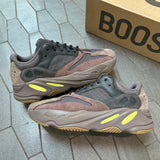 adidas Yeezy Boost 700 Mauve - PRE-OWNED