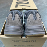 adidas Yeezy Boost 700 Mauve - PRE-OWNED