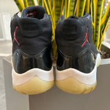 Jordan 11 Retro 72-10 - PRE-OWNED